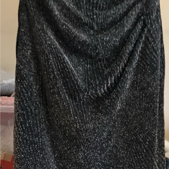 DRESS 👗 - Picture 3 of 7